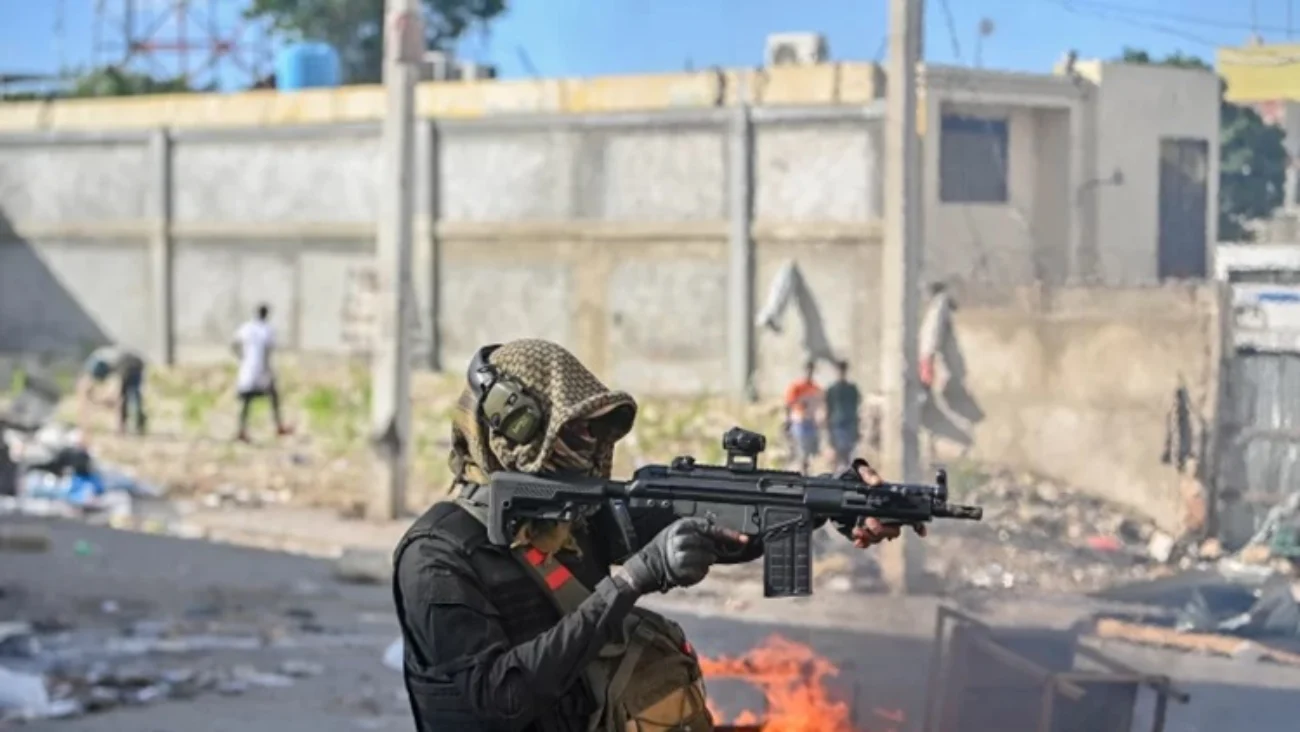 La ONU urge a respetar el embargo de armas a Haití para frenar la violencia  de bandas | Acento