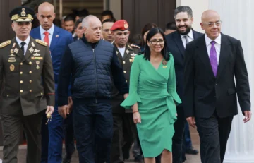 Delcy dice gobernar sin presión externa, pero Trump le exige 50 millones de barriles de petróleo