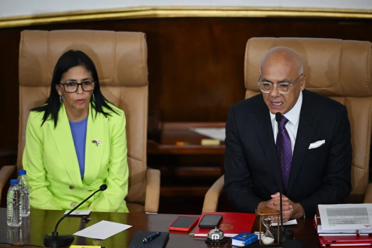 Delcy Rodríguez ordena diálogo venezolano inmediato y sin 