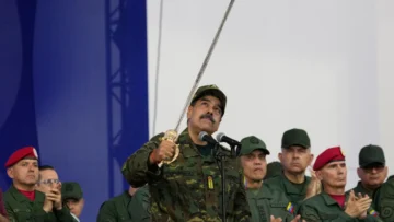 Maduro: otro hombre fuerte ante la justicia estadounidense; este lunes comparece en la corte