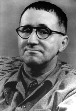 Monólogo de Bertolt Brecht: La educación dominicana, en un día de reyes y de magos Monólogo de Bertolt Brecht: La educación dominicana, en un día de reyes y de magos