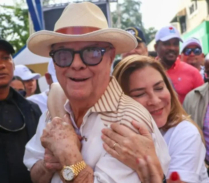 Hipólito se adelanta y le tercia la ñoña a Carolina: asegura será la 