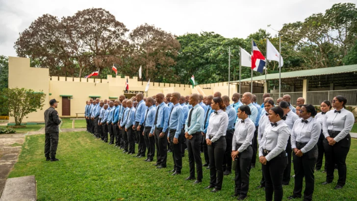 DNCD recibe a 100 aspirantes a graduarse de agentes antinarcóticos