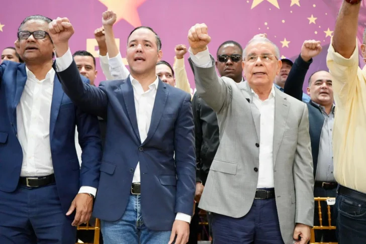 Danilo Medina advierte que el país “luce sin rumbo”