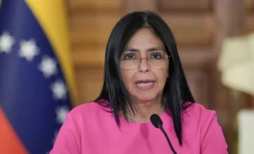 NYT asegura Trump se decidió por Delcy Rodríguez 