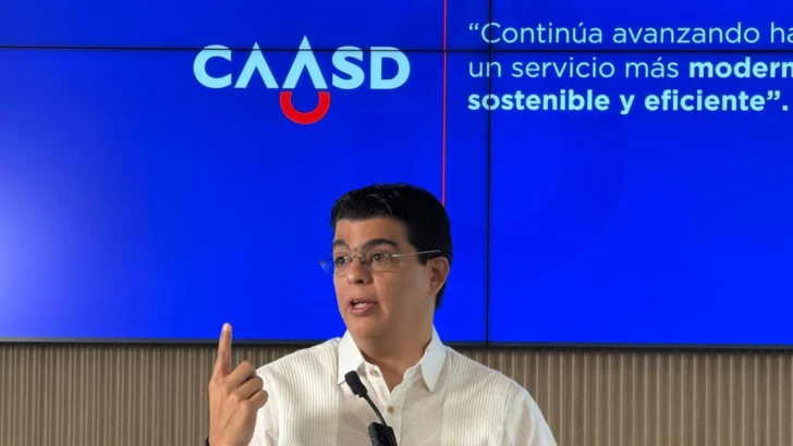 Caasd corrigió 7,800 averías y produjo 450 millones de galones diarios en 2025