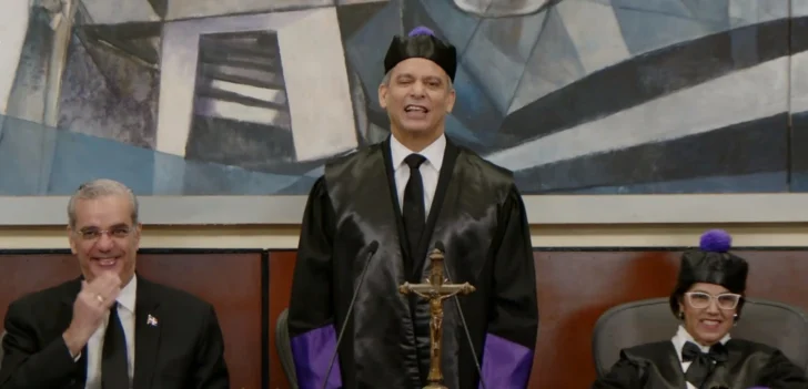 Entre la risa solemne y la protesta del salami: los contrastes del Día del Poder Judicial