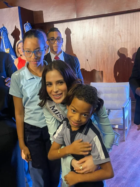 “La verdadera belleza es la que no excluye a nadie”, afirma Fátima Bosch en foro sobre autismo