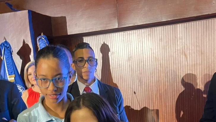 “La verdadera belleza es la que no excluye a nadie”, afirma Fátima Bosch en foro sobre autismo “La verdadera belleza es la que no excluye a nadie”, afirma Fátima Bosch en foro sobre autismo