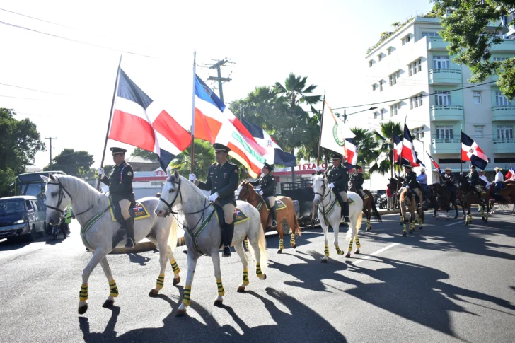 Instituto Duartiano realizó la “Cabalgata por la Patria” para iniciar actos por natalicio de Duarte