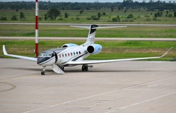 ADLA reitera reclamo para ampliación de la pista y modernización del Aeropuerto La Isabela ADLA reitera reclamo para ampliación de la pista y modernización del Aeropuerto La Isabela