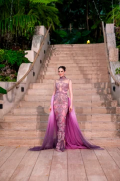 Miss Universo protagoniza desfile por el autismo en Ciudad Colonial Miss Universo protagoniza desfile por el autismo en Ciudad Colonial