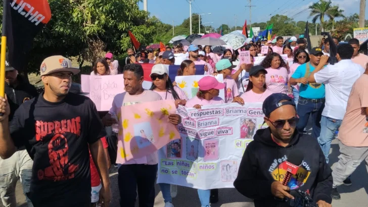 Navarrete marcha por Brianna: comunidad exige respuestas mientras continúa la búsqueda de la menor