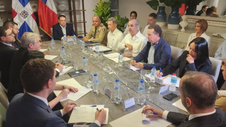 Kast reitera a migrantes salir antes del 11 de marzo de Chile; anuncia que tomará como referencia políticas migratorias de RD Kast reitera a migrantes salir antes del 11 de marzo de Chile; anuncia que tomará como referencia políticas migratorias de RD