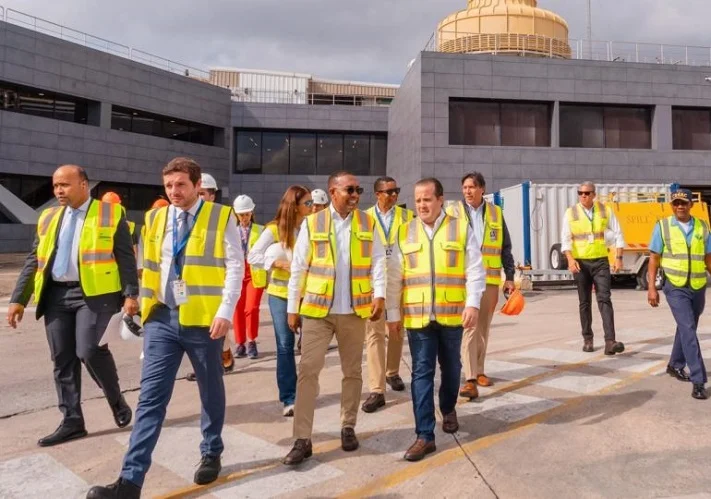 Trabajos de modernización del Aeropuerto de Las Américas son supervisados por Paliza