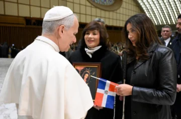 La soprano dominicana Janette Márque fue recibida hoy por el papa León XIV La soprano dominicana Janette Márque fue recibida hoy por el papa León XIV