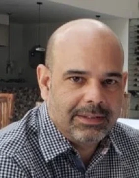 Un debate que dignificó la política dominicana: Pedro Bretón y José Francisco Peña Gómez Un debate que dignificó la política dominicana: Pedro Bretón y José Francisco Peña Gómez