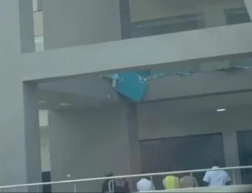 Se desprenden plafones en hospital de San Francisco de Macorís; también pasó en San Cristóbal Se desprenden plafones en hospital de San Francisco de Macorís; también pasó en San Cristóbal