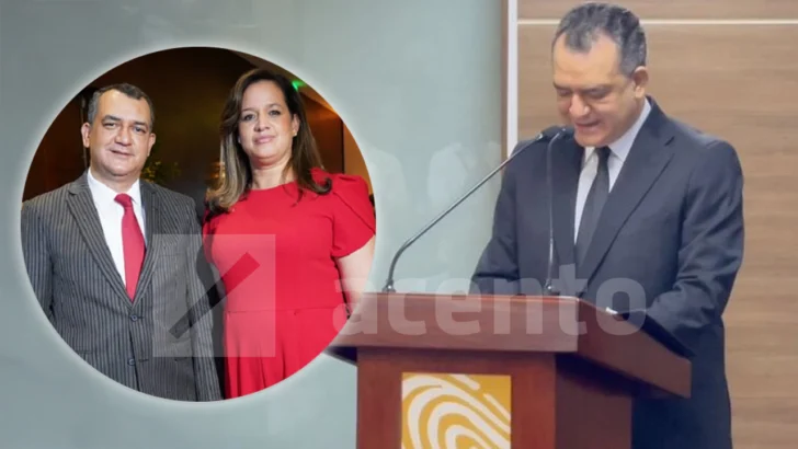 La presencia de las esposas en actos públicos: el gesto que enfatiza el acompañamiento familiar y transmite cercanía La presencia de las esposas en actos públicos: el gesto que enfatiza el acompañamiento familiar y transmite cercanía