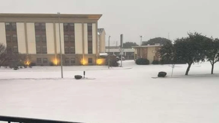 Cancelan al menos 14 vuelos en el aeropuerto de San Juan por tormenta en EE.UU. Cancelan al menos 14 vuelos en el aeropuerto de San Juan por tormenta en EE.UU.