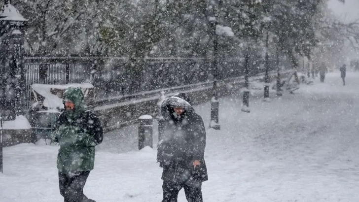 Tormenta invernal en EE. UU. deja 11 muertos y caos en transporte y energía Tormenta invernal en EE. UU. deja 11 muertos y caos en transporte y energía