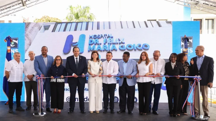 Vicepresidenta y nuevo titular del SNS encabezan entregan remozado Hospital Dr. Félix María Goico Vicepresidenta y nuevo titular del SNS encabezan entregan remozado Hospital Dr. Félix María Goico