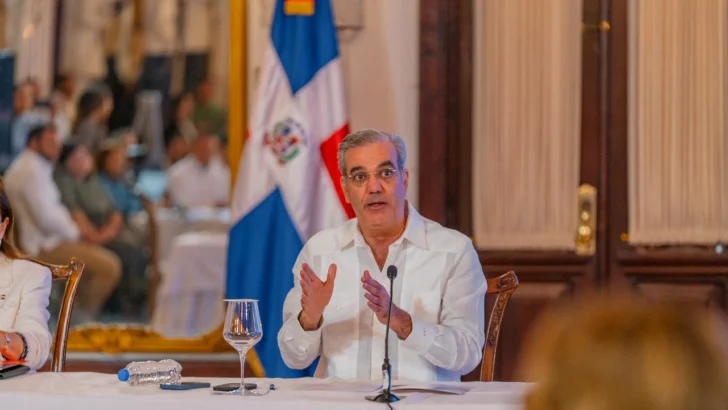 Abinader reafirma seguimiento, transparencia y eficiencia en metas de Gobierno 2026 Abinader reafirma seguimiento, transparencia y eficiencia en metas de Gobierno 2026