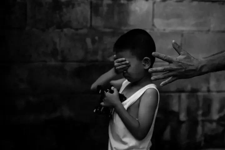 El abuso infantil debe ser analizado como una problemática social y cultural