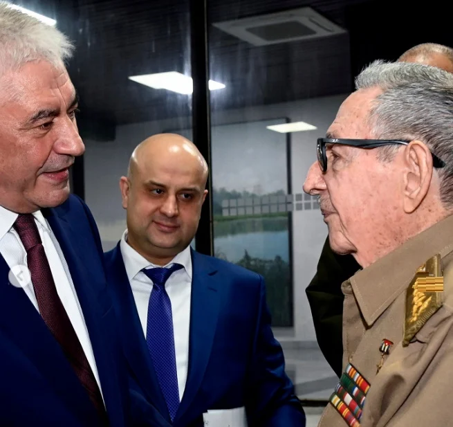 El Kremlin ve 'alarmante' posible bloqueo total a Cuba por EEUU El Kremlin ve 'alarmante' posible bloqueo total a Cuba por EEUU