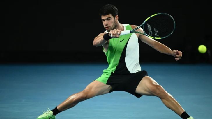 Alcaraz se sitúa por primera vez en semifinales del Abierto de Australia Alcaraz se sitúa por primera vez en semifinales del Abierto de Australia