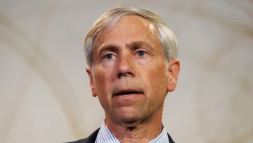 Quién es Barry Pollack, el abogado que representa a Maduro en EE.UU. y defendió a Julian Assange en el caso WikiLeaks