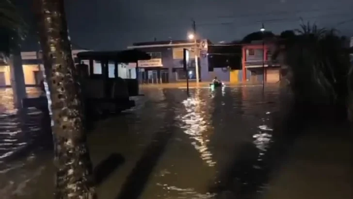 Lluvias provocan inundaciones en avenidas y barrios Puerto Plata Lluvias provocan inundaciones en avenidas y barrios Puerto Plata