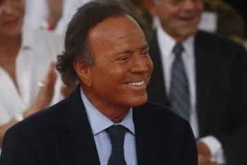 Denuncias de abuso contra Julio Iglesias incluyen hechos en República Dominicana