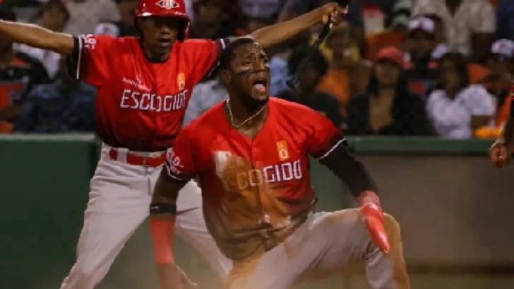 LIDOM RESULTADO: Los Leones del Escogido vuelven a rugir y dominan 2-0 la final del béisbol invernal dominicano