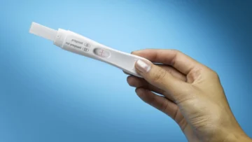 Por primera vez desde la Segunda Guerra Mundial, las muertes han superado a los nacimientos Por primera vez desde la Segunda Guerra Mundial, las muertes han superado a los nacimientos