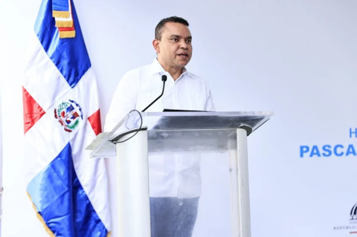 Dr. Julio Landrón, director SNS