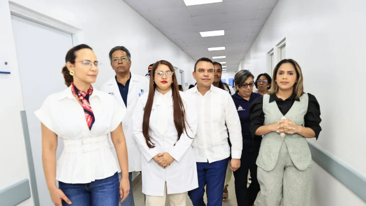 Director del SNS habilita 24 camas para salud mental en cuatro hospitales de la región Norte