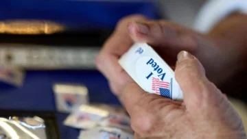 La Corte Suprema avala nuevo mapa electoral prodemócrata de California, bajo la amenaza de Trump