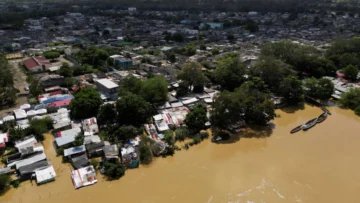 Perdimos todo: más de 20 muertos y miles de damnificados por lluvias e inundaciones en Colombia