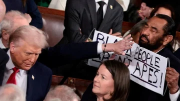 En imágenes: altercados, gritos y reproches; los momentos más tensos del discurso de Donald Trump En imágenes: altercados, gritos y reproches; los momentos más tensos del discurso de Donald Trump