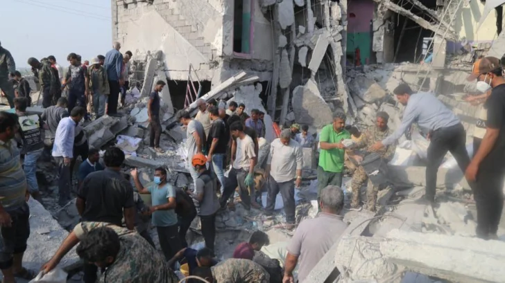 Irán denuncia que más de 100 personas murieron en una escuela atacada por EE.UU. e Israel