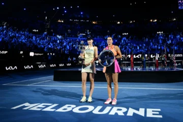 Rybakina reina en Australia al ganar a Sabalenka la final del Grand Slam