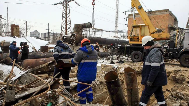 EE.UU. les da a Rusia y Ucrania plazo hasta junio para acabar con la guerra, dice Zelensky