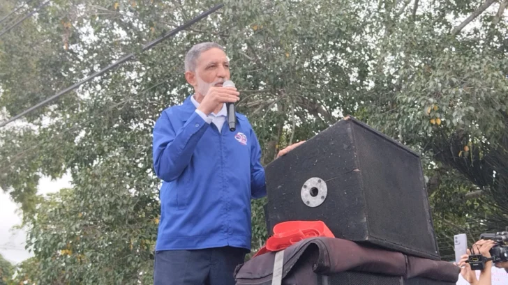 Docentes de Santiago comienzan proceso de lucha por respeto a sus derechos laborales