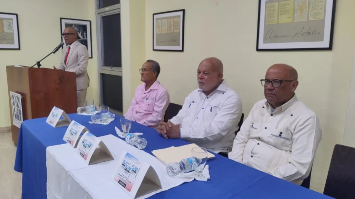 Agustín Cortés Robles pone en circulación “El voto del pueblo dominicano” Agustín Cortés Robles pone en circulación “El voto del pueblo dominicano”