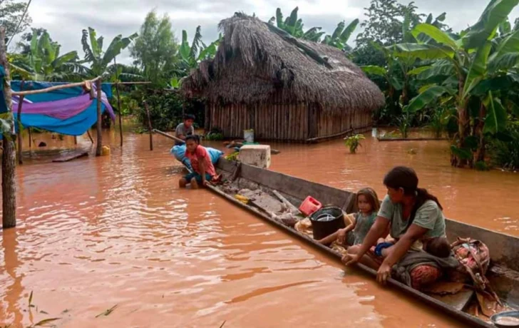 “Luces de Alfareros”, de “Sortilegio de un acontecer” y otros objetos