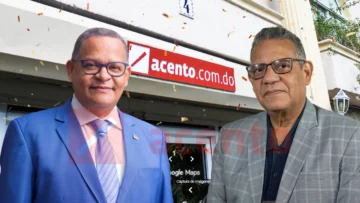 Poeta Julio Cuevas felicita a Acento por sus 15 años “abriendo puertas al pensar y crear sin mordazas”