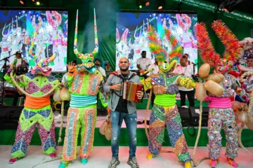 Carnaval de Santiago registra alta asistencia en su tercer domingo de celebración