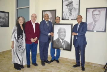 Peralta Romero: Es acto de justicia colocación retrato de Mateo Morrison en la Biblioteca Nacional
