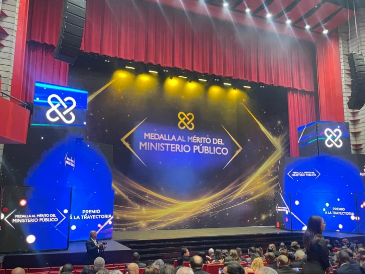 EL escenario de la gala fue la sala Eduardo Brito del Teatro Nacional (Foto: Halley Antigua) EL escenario de la gala fue la sala Eduardo Brito del Teatro Nacional (Foto: Halley Antigua)